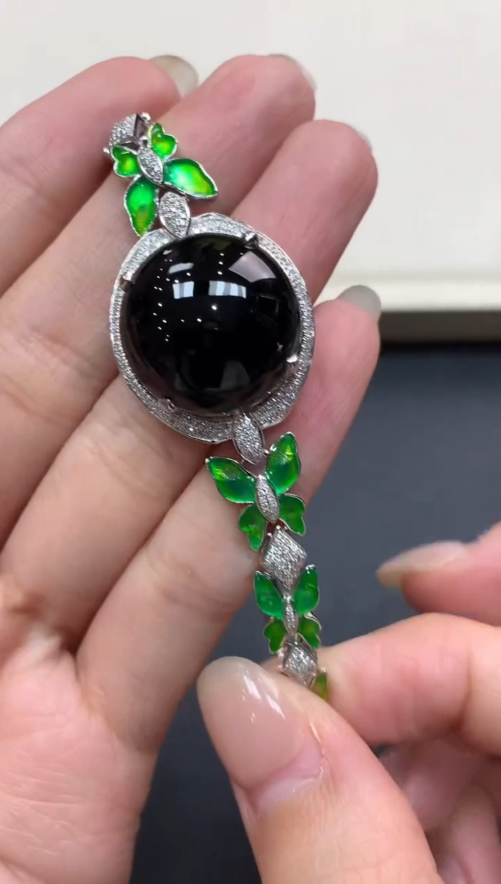 【闪购商品】翡翠手链18K金镶嵌w207       