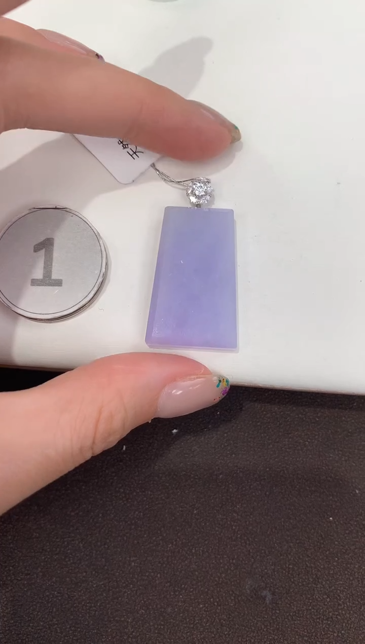 颈饰18K金镶嵌翡翠天然缅甸A货翡翠