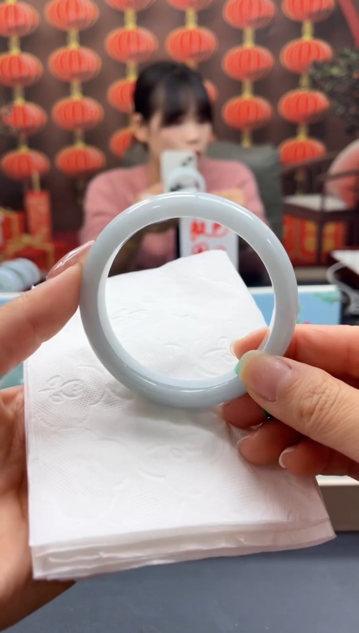 【闪购商品】翡翠手镯未镶嵌00009536