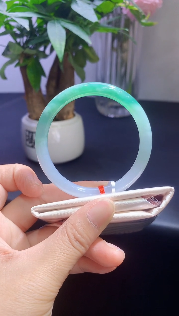 未镶嵌手镯翡翠翡翠手镯圈口55-t23