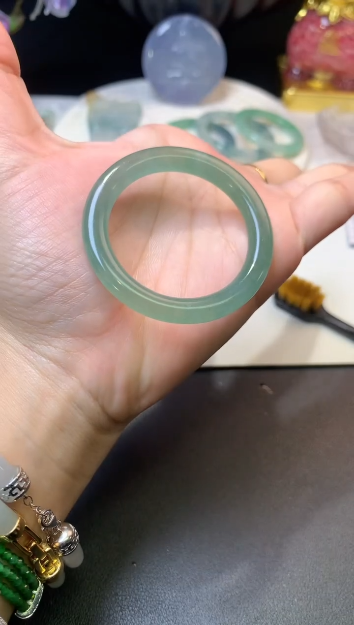 未镶嵌定制翡翠毛货