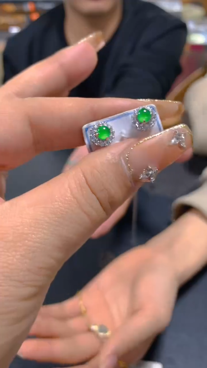 【闪购商品】翡翠耳饰未镶嵌0481315029多样性发一