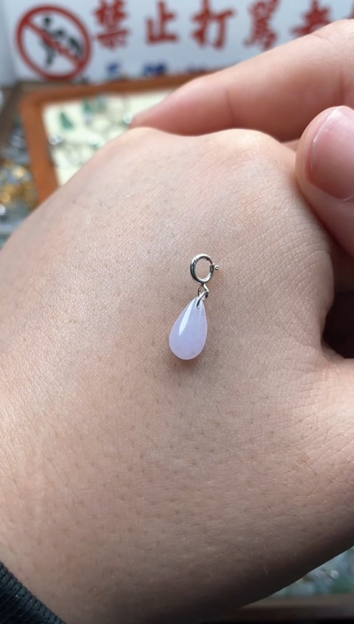 【闪购商品】翡翠颈饰未镶嵌哥哥