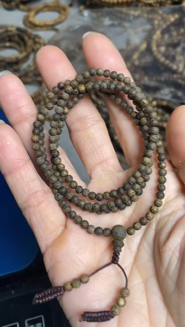 沉香手串沉水级海南老料03圆珠多圈手串多样性发一
