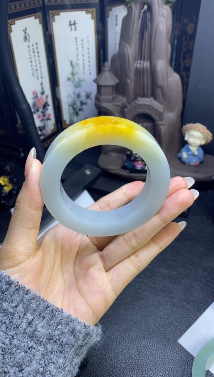 【闪购商品】定制翡翠手镯未镶嵌发一件