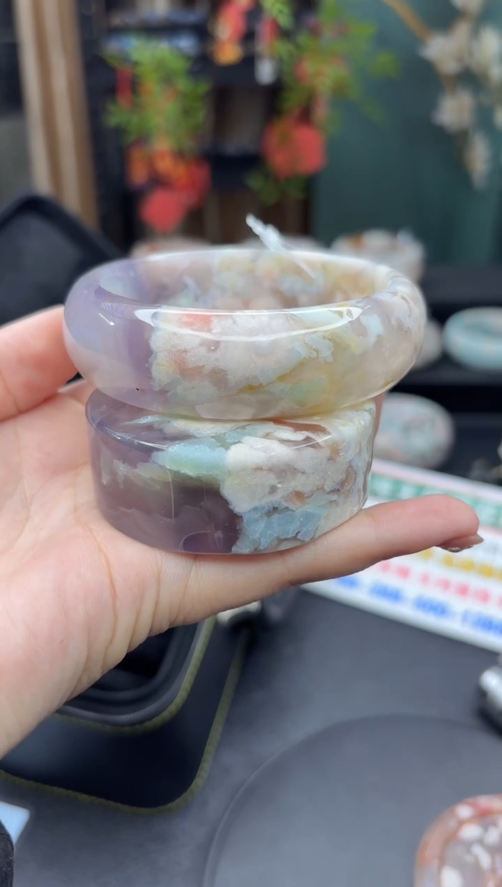 【闪购商品】石英质玉手镯未镶嵌946（62圈赠送镯心）