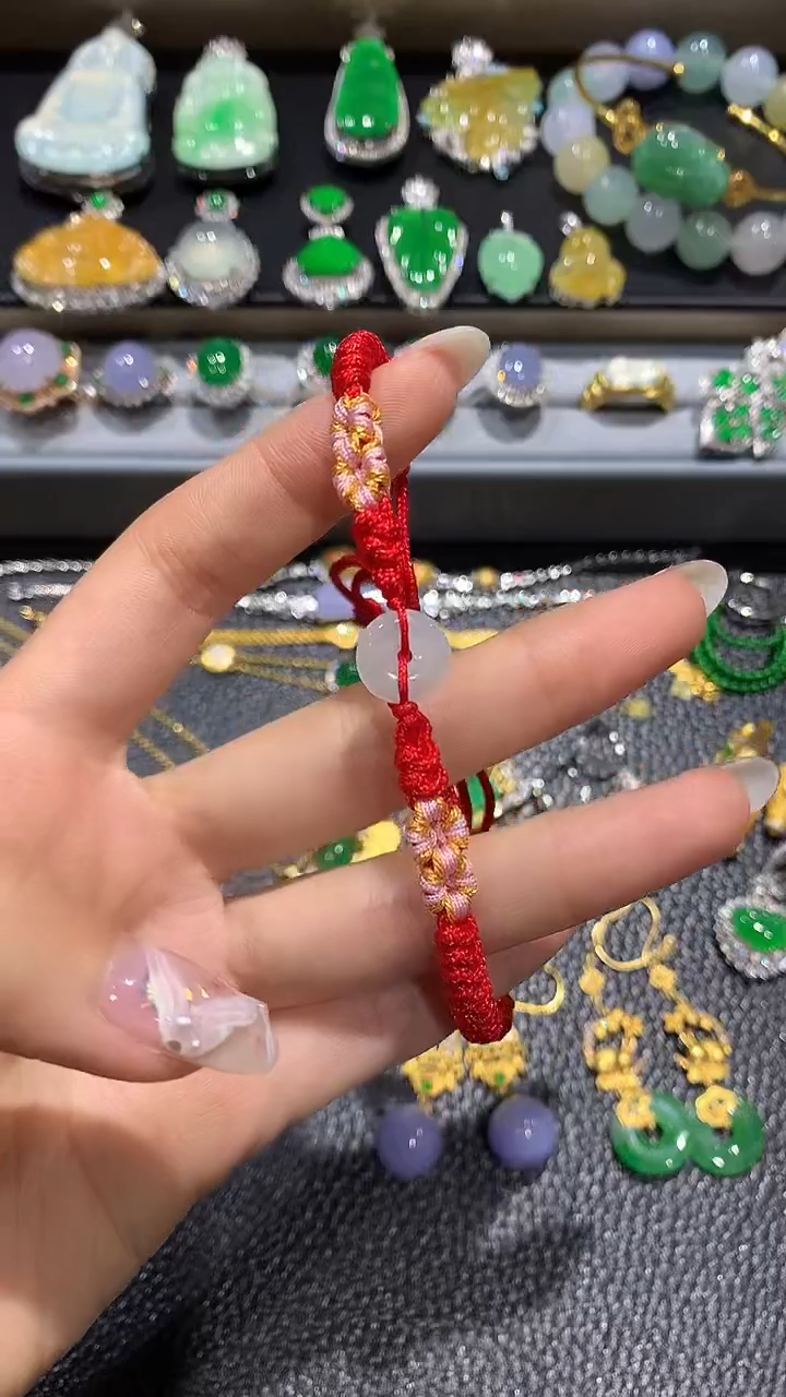 【闪购商品】翡翠手绳未镶嵌2多人多样性随机发货1件