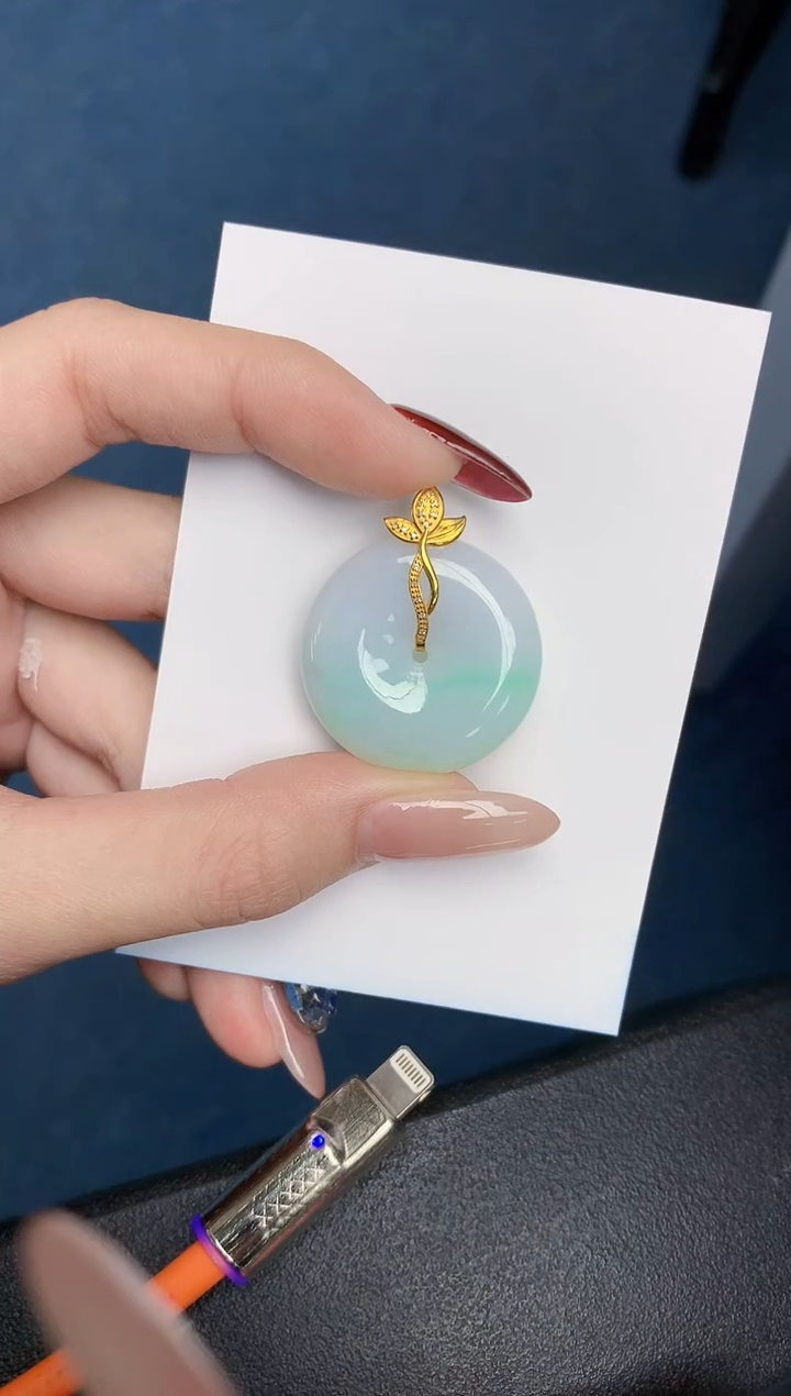 【闪购商品】翡翠颈饰18K金镶嵌天然翡翠a货