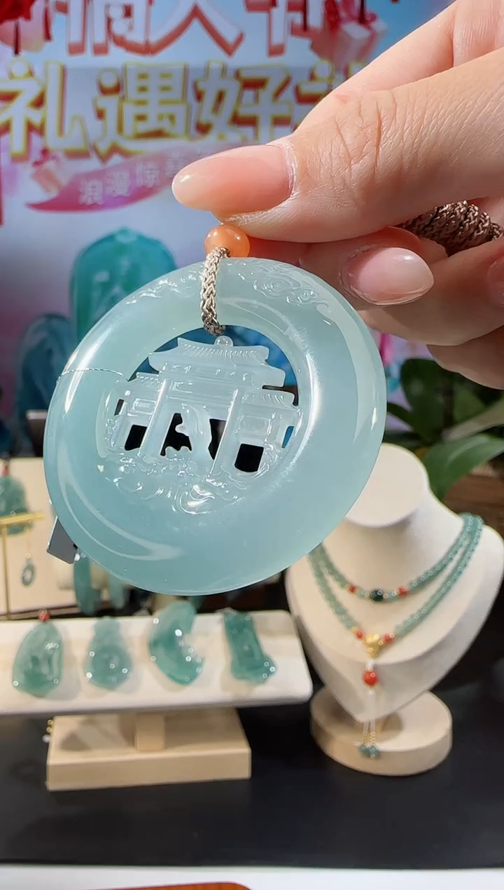 【闪购商品】翡翠吊坠(不含链)未镶嵌鱼跃龙门