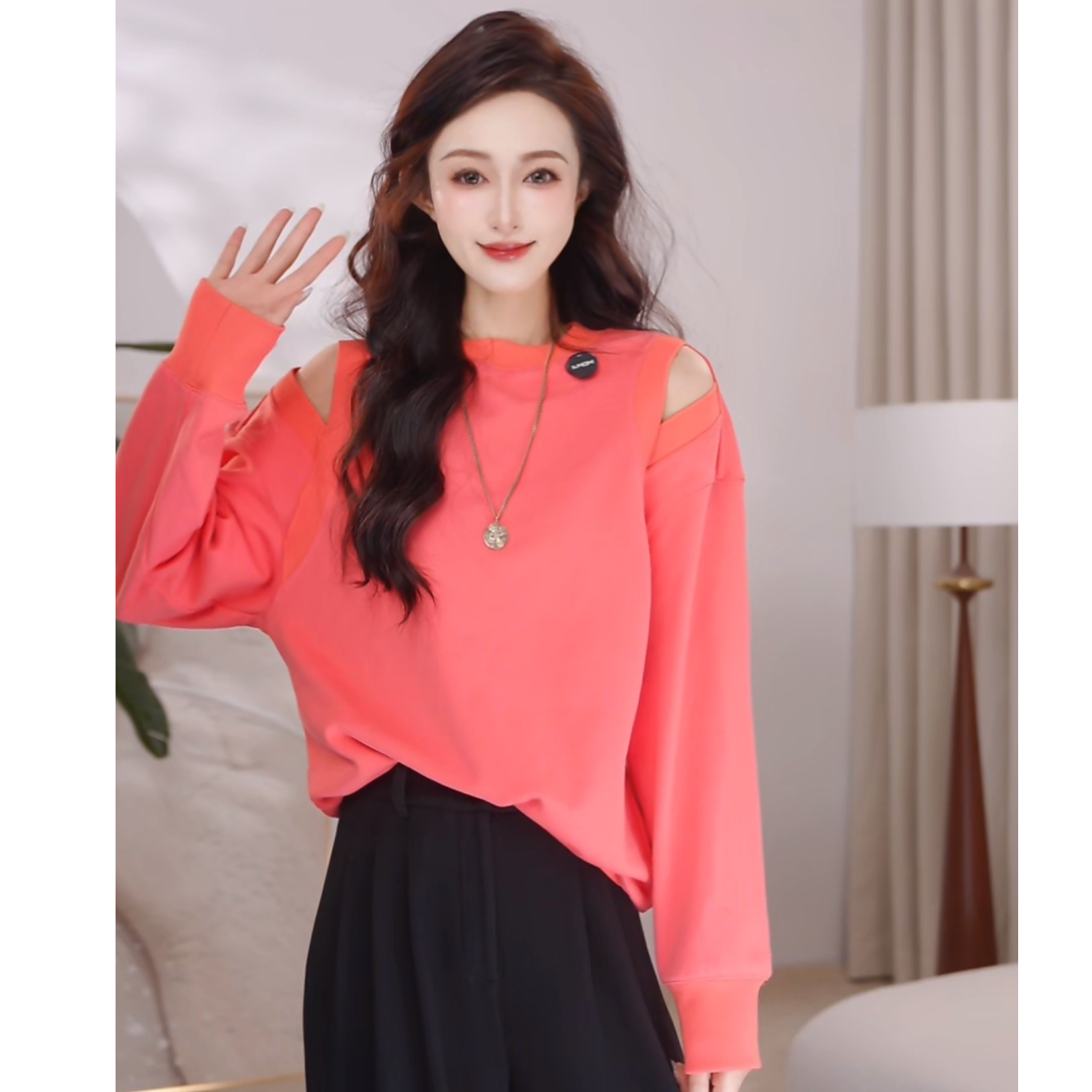 AMASS/阿玛施早春露肩设计上衣欧若风休闲百搭圆领卫衣5301056