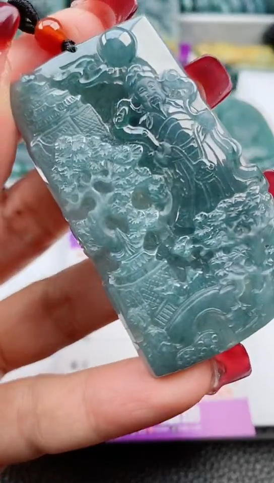 【闪购商品】翡翠颈饰未镶嵌