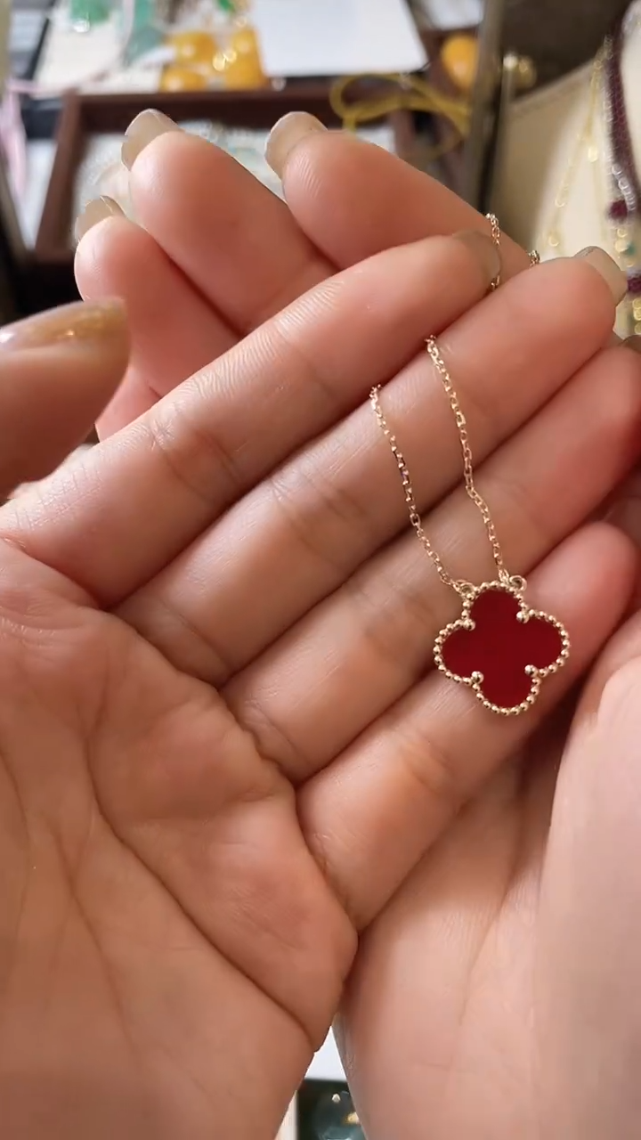 【闪购商品】玛瑙/玉髓项链18K金镶嵌项链