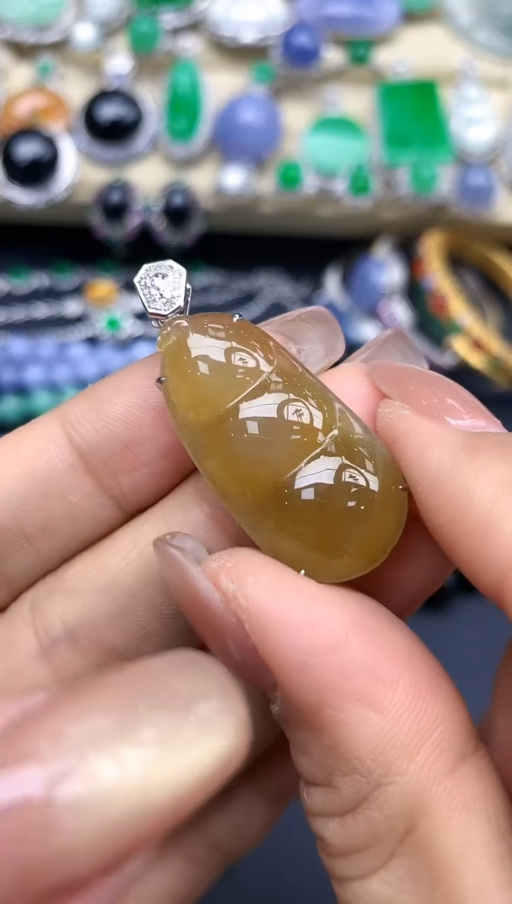 颈饰18K金镶嵌翡翠357-中国好珍宝