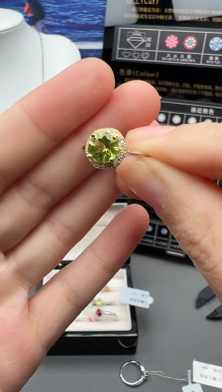 银S925镶嵌戒指橄榄石102
