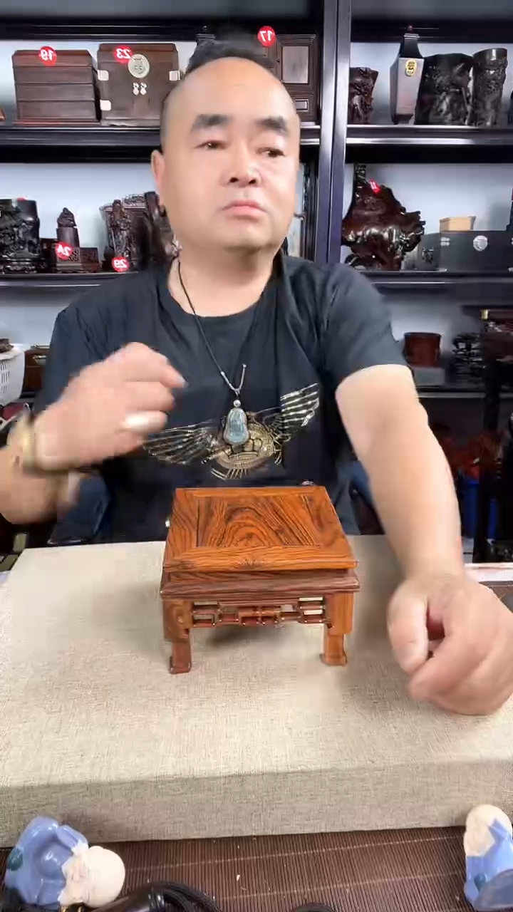 木老李红木工艺品