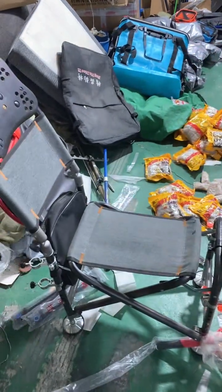 钓椅一套带配件     