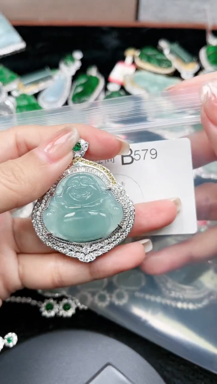 【闪购商品】翡翠颈饰未镶嵌579赠皮绳