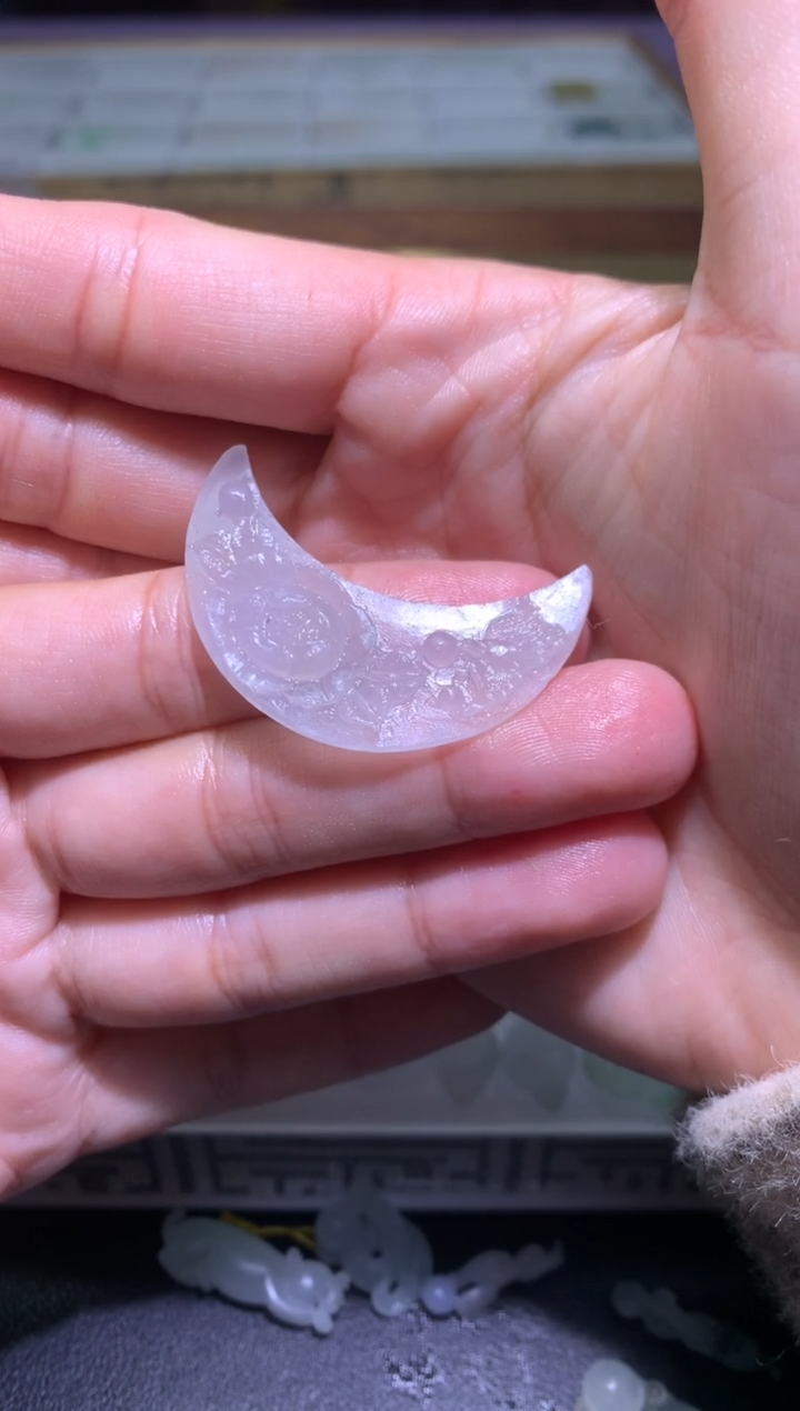 【闪购商品】定制翡翠未镶嵌毛货