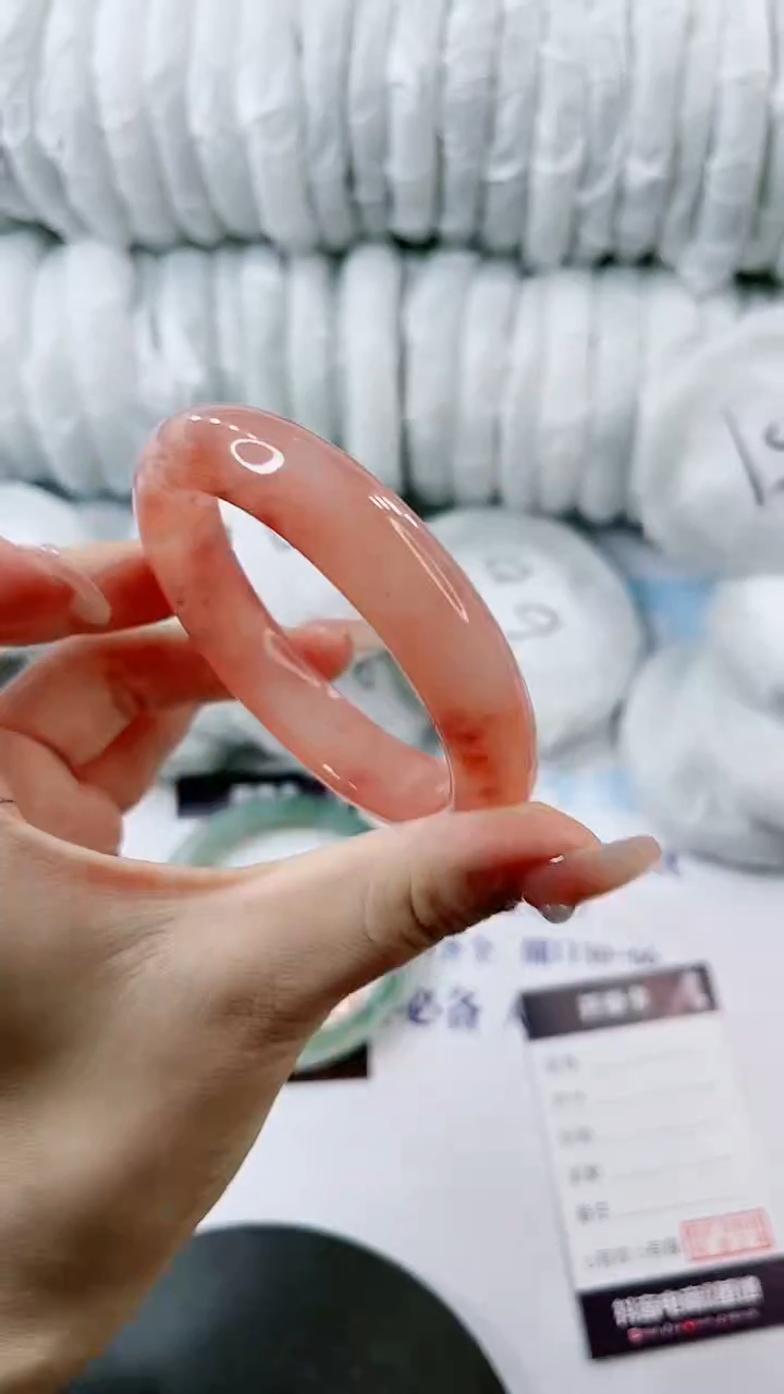 【闪购商品】石英质玉手镯未镶嵌0749845446-多样性发货