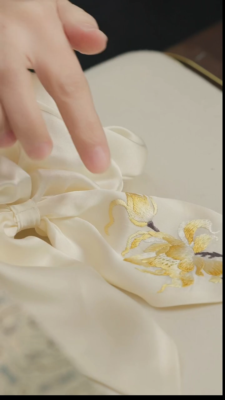 刺绣湘传礼纯手工发圈