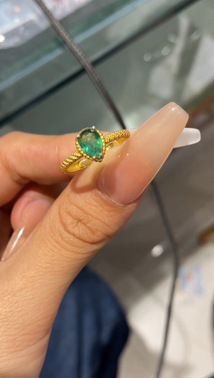 银S925镶嵌戒指祖母绿戒指