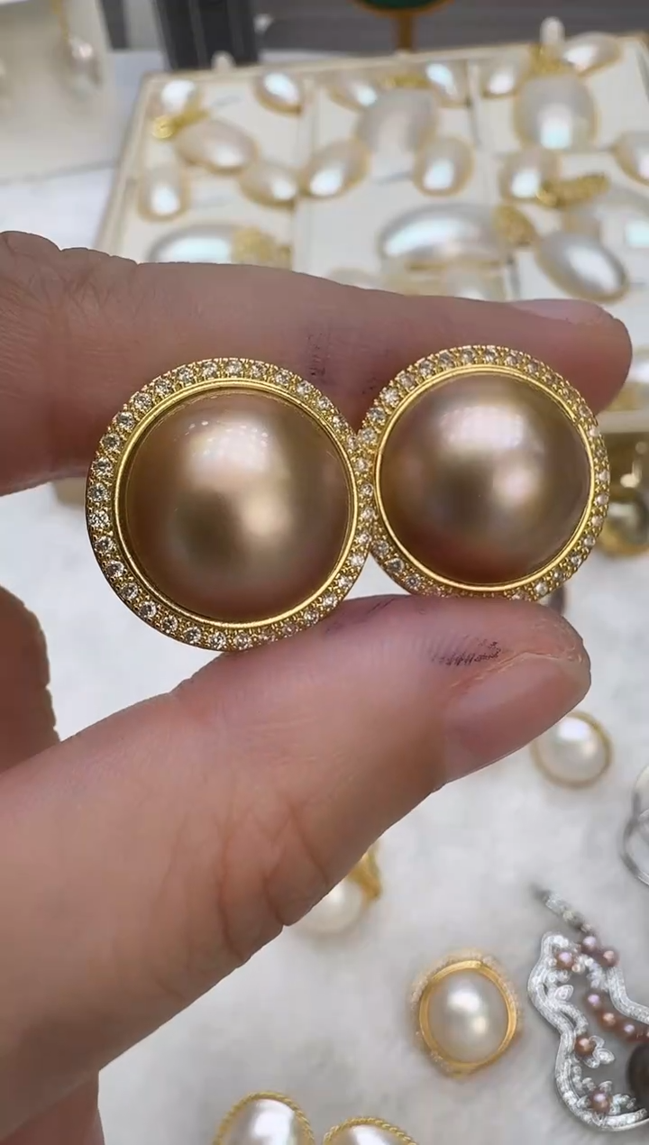 耳饰拼合珍珠（马贝珠）未镶嵌太阳花金色