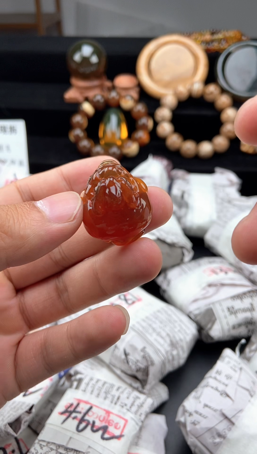 未镶嵌颈饰琥珀金蟾吊坠