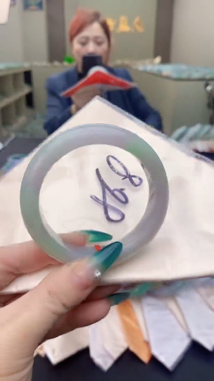 【闪购商品】翡翠手镯未镶嵌0749921857