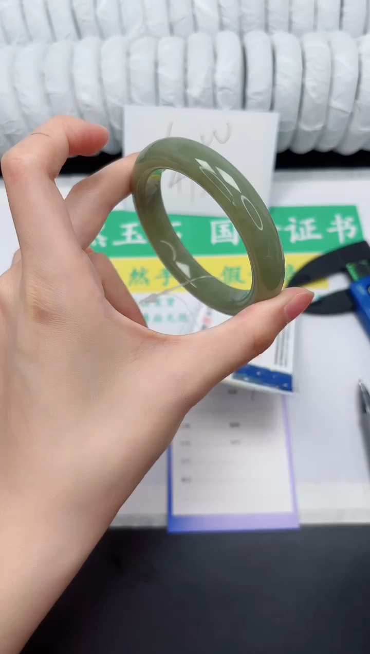 未镶嵌手镯和田玉72-55.3QS4   YOU