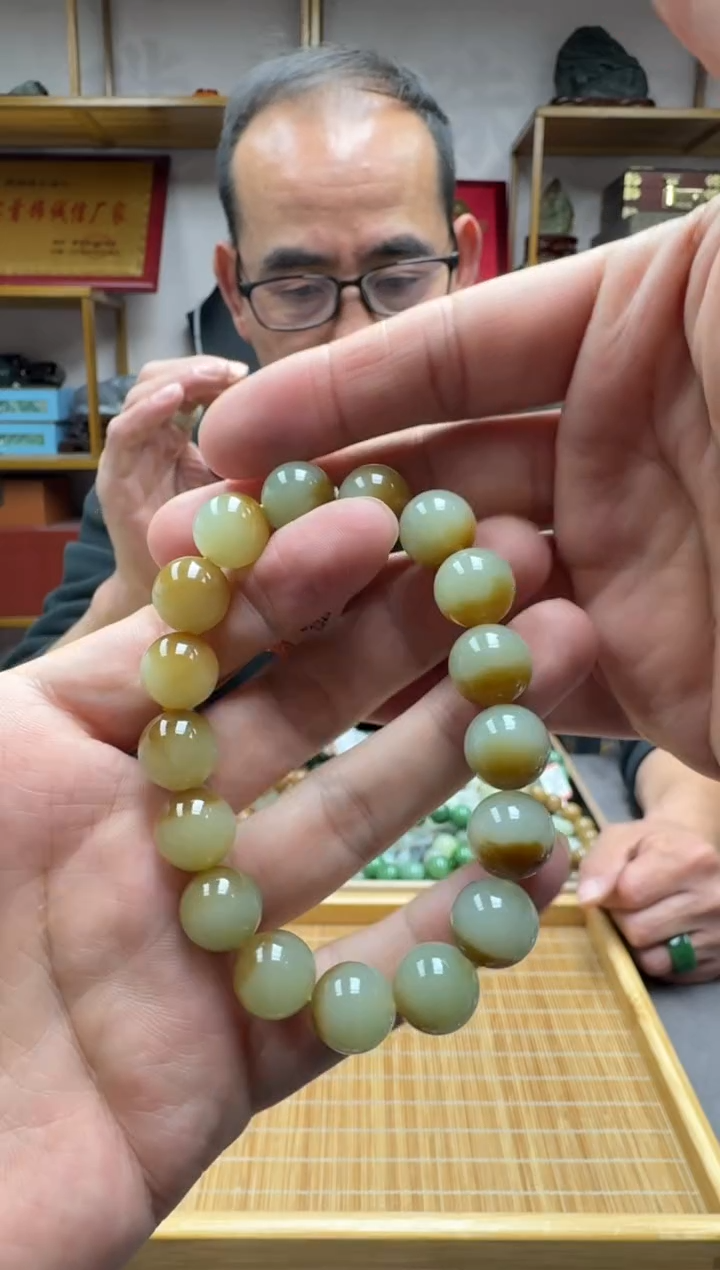 未镶嵌手链和田玉小*12