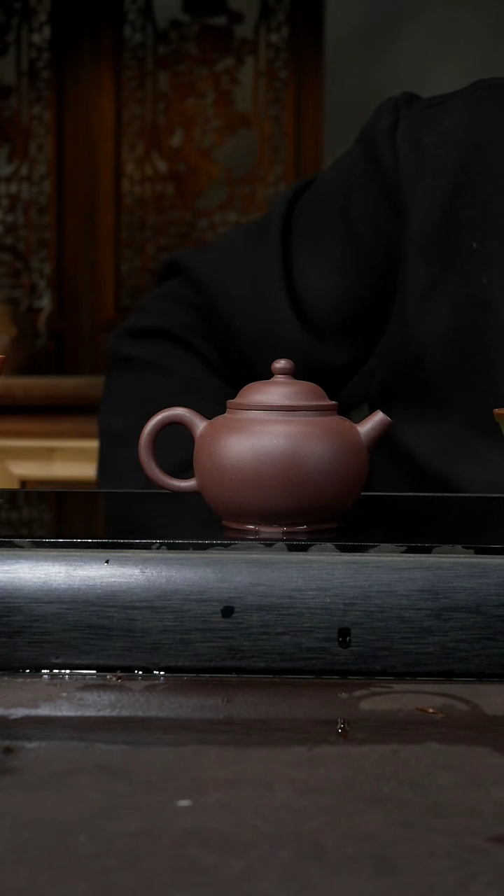 【闪购商品】紫砂茶壶底槽清 小巨轮130cc 033