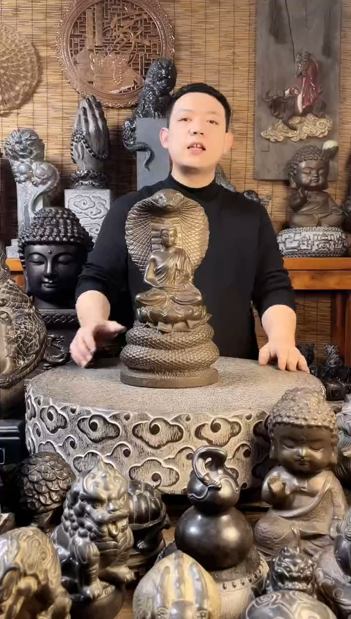 【闪购商品】38蛇佛天然青石雕刻