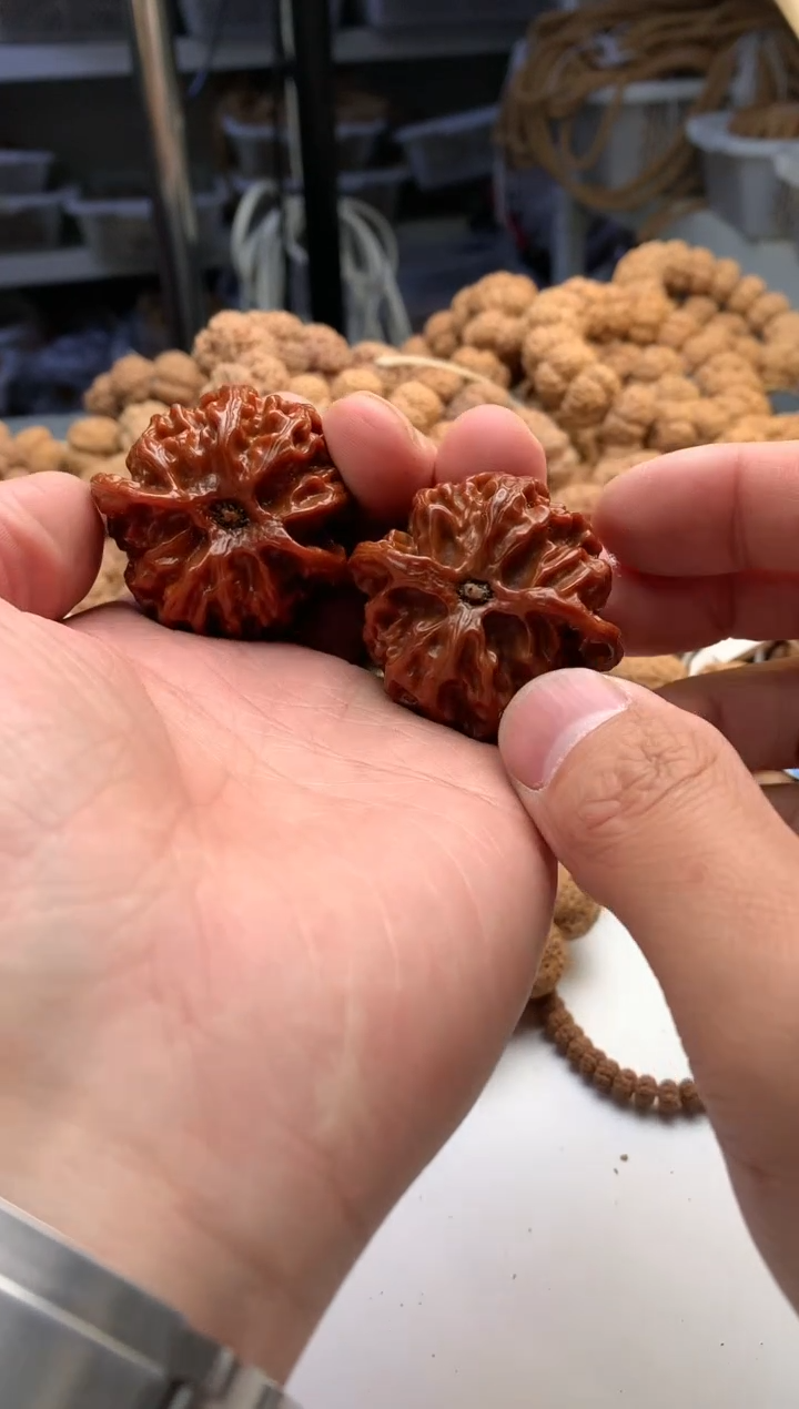 【闪购商品】文玩核桃吊坠3300000000