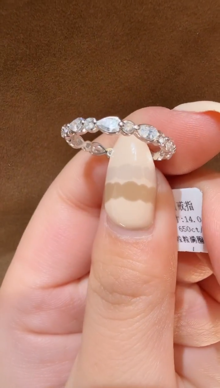 18K金镶嵌实验室培育钻石@@戒指白圆形+水滴粒粒满圈14