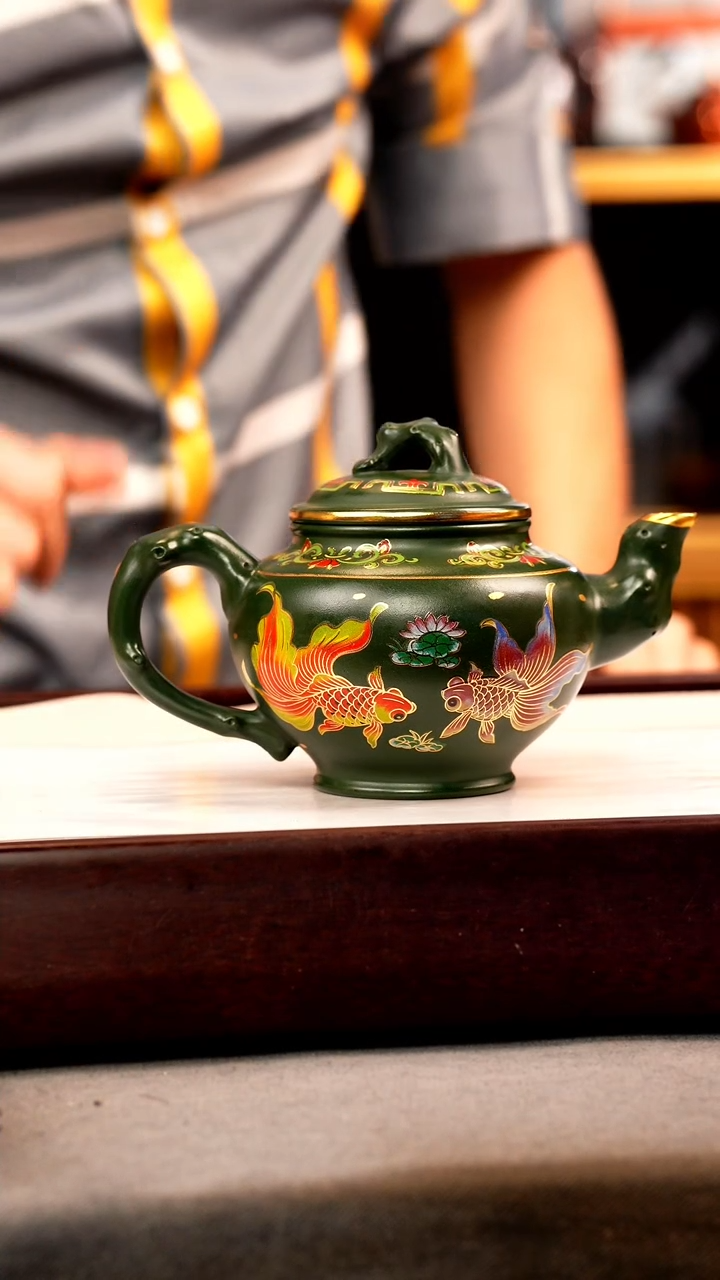 茶壶紫砂绿泥 报春 锦鲤珐琅彩