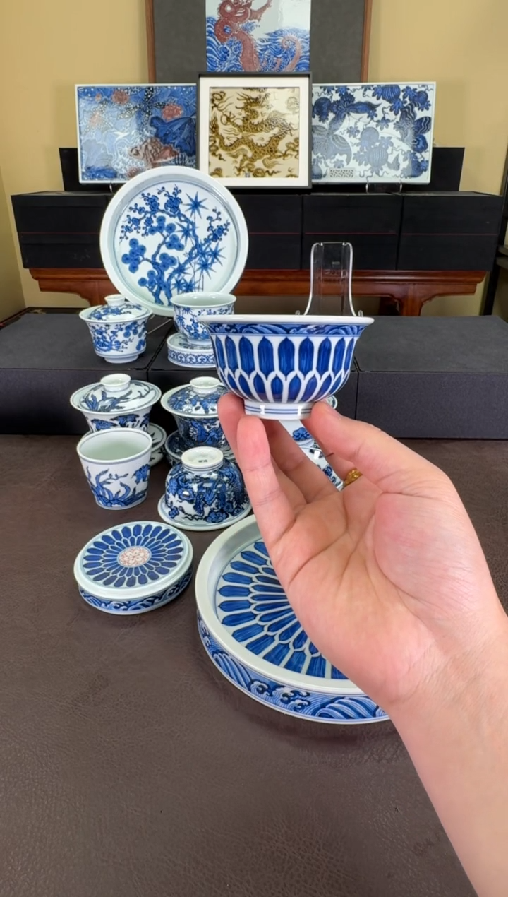 【闪购商品】羿器窑双菊瓣纹小压手杯