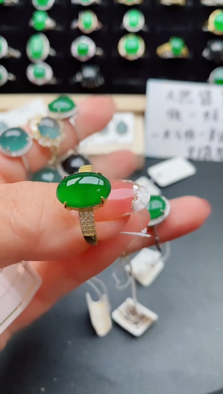 【闪购商品】翡翠戒指银S925镶嵌50800