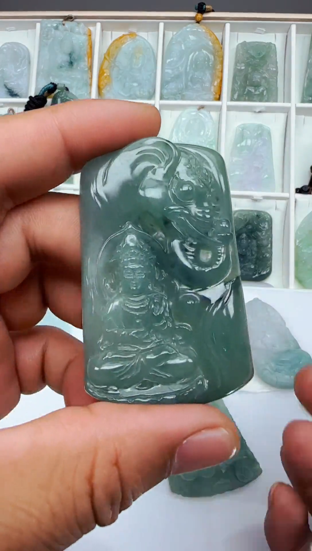 【闪购商品】翡翠颈饰未镶嵌缅甸天然A货翡翠