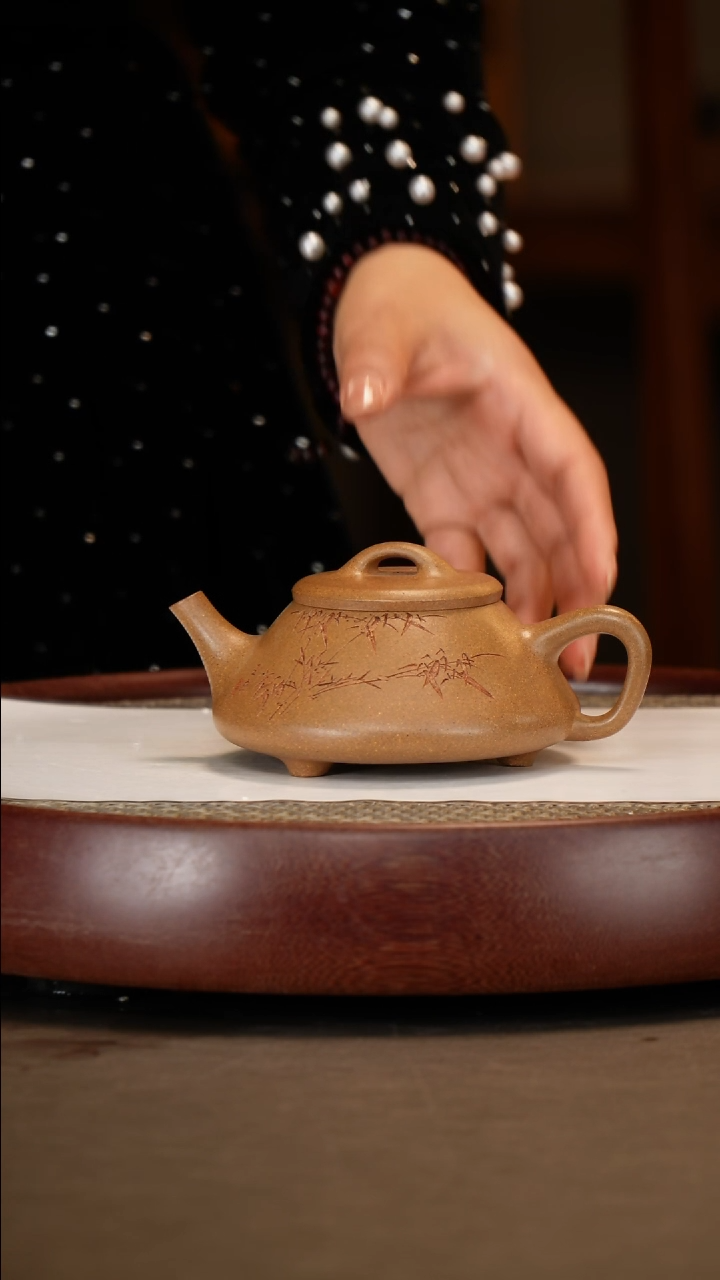 【闪购商品】紫砂茶壶【李铭】文人段任瓢     260CC