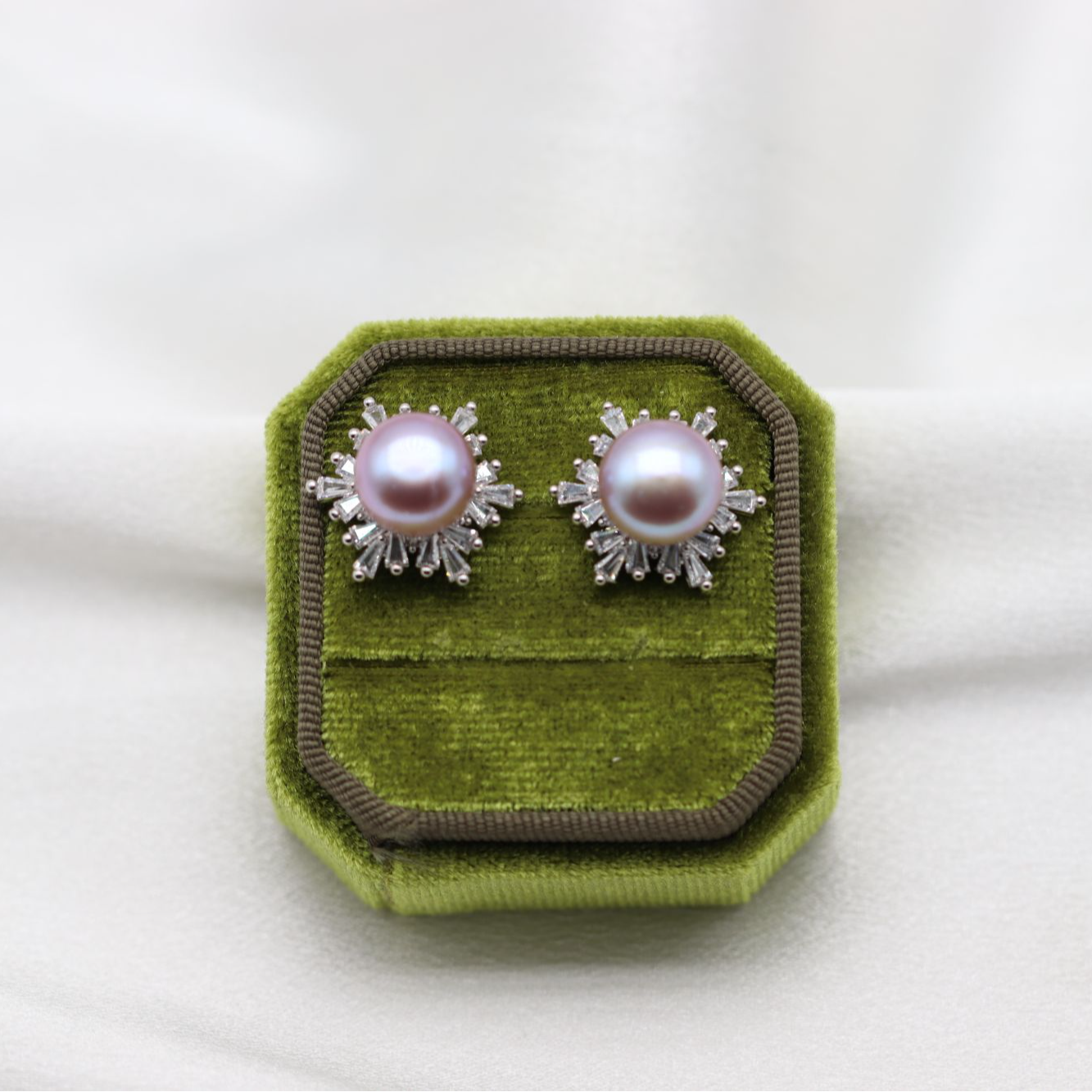 454 大冰雪紫色珍珠耳钉