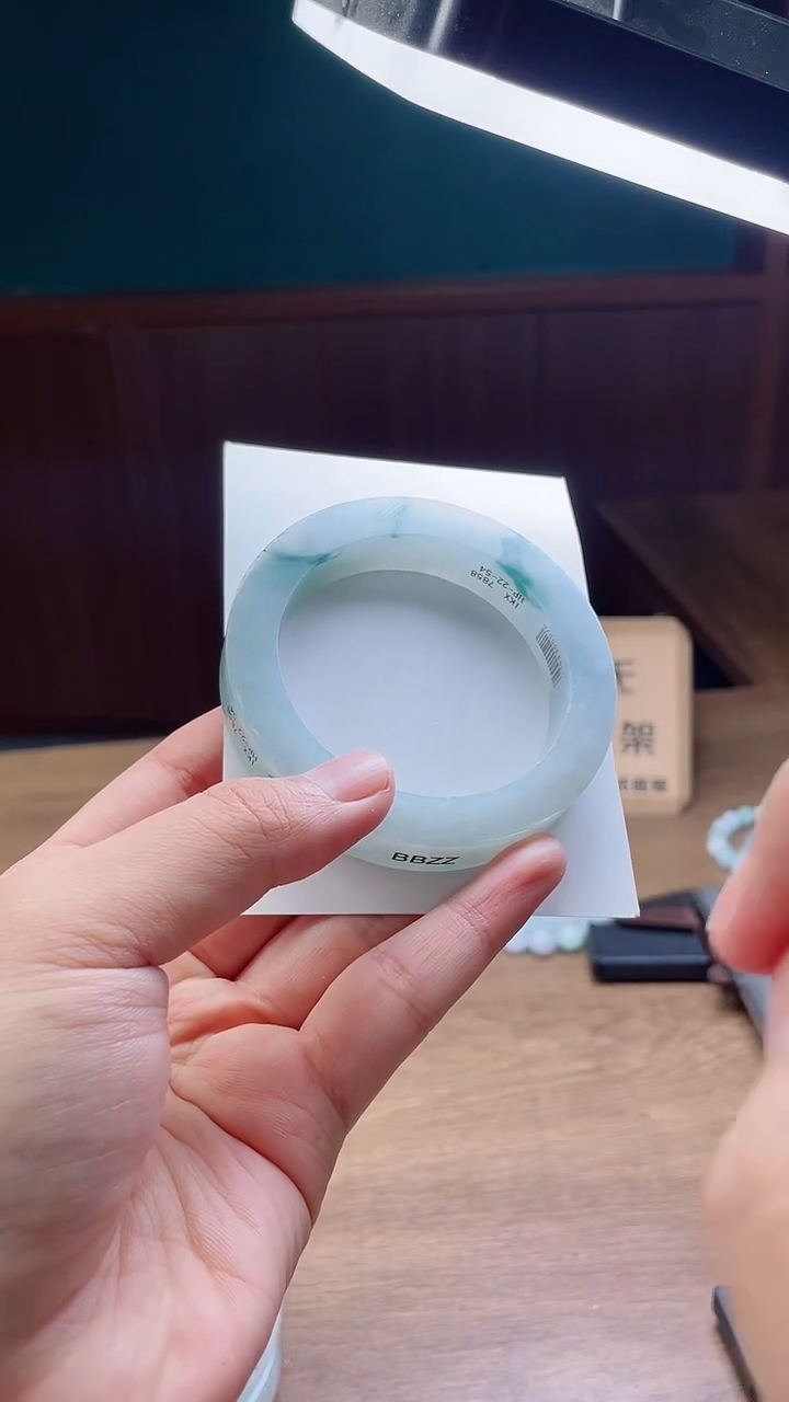定制翡翠手镯未镶嵌定制