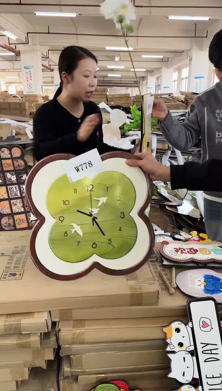 横款孤品果果微瑕闪购W778