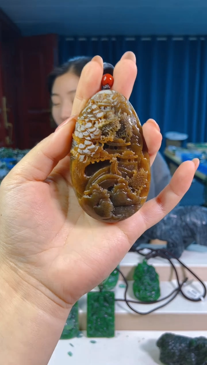 和田玉未镶嵌把件1