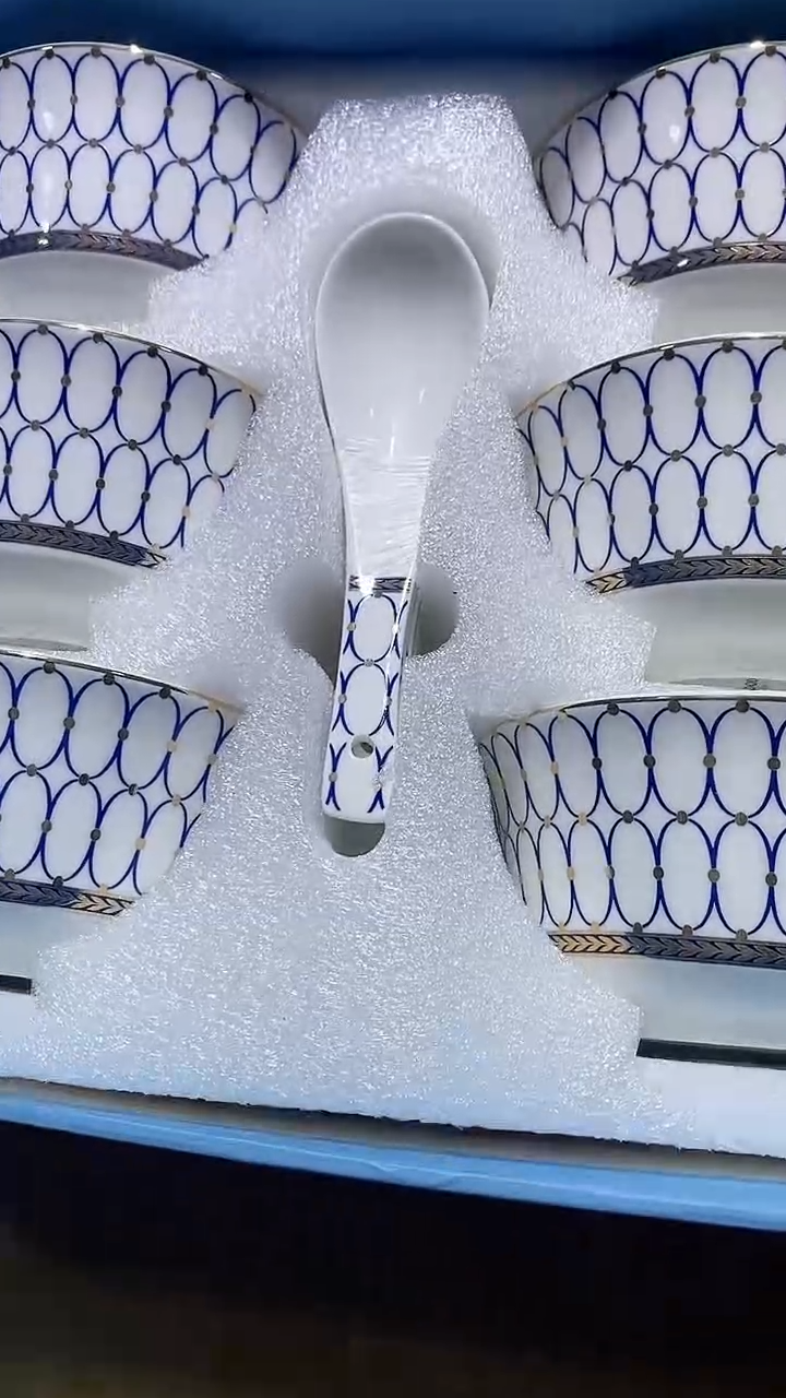 【闪购商品】瓷片锅碗瓢盆一件不剩