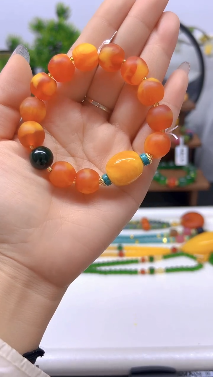 【闪购商品】蜜蜡手链未镶嵌手链S186