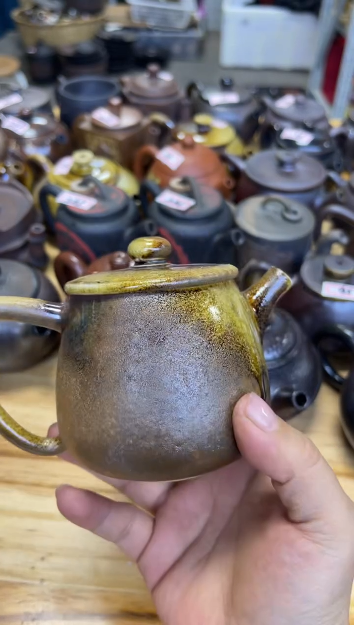 【闪购商品】壶527 号 微瑕【白云推荐】