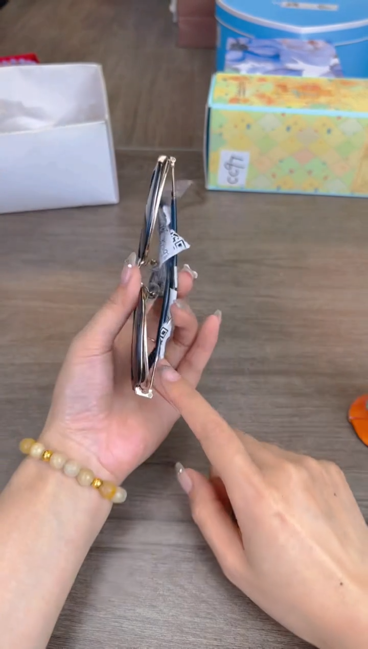 瓷片新号开播漏不停@@XX53