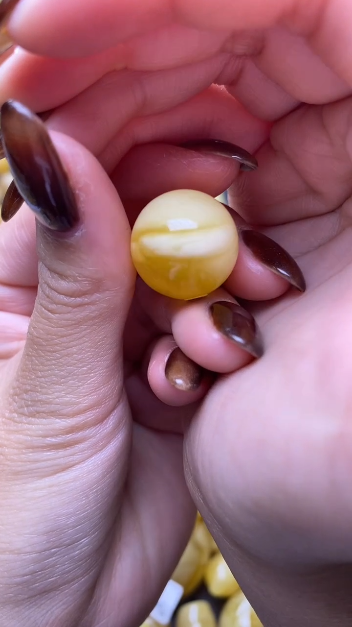 【闪购商品】琥珀裸石未镶嵌蜜蜡.8