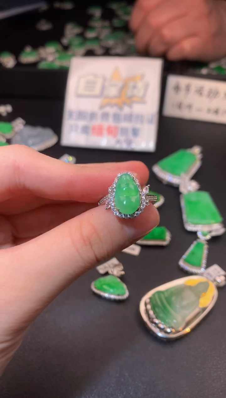 【闪购商品】翡翠戒指银S925镶嵌翡翠1