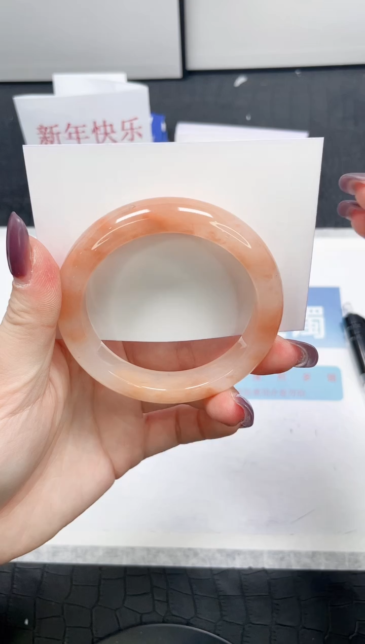 【闪购商品】石英质玉手镯未镶嵌238-56